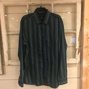 Parc 81 Men’s Button Up Shirt
